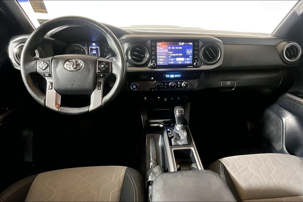 Used 2021 Toyota Tacoma TRD Sport w/ Technology Package RWD image 11