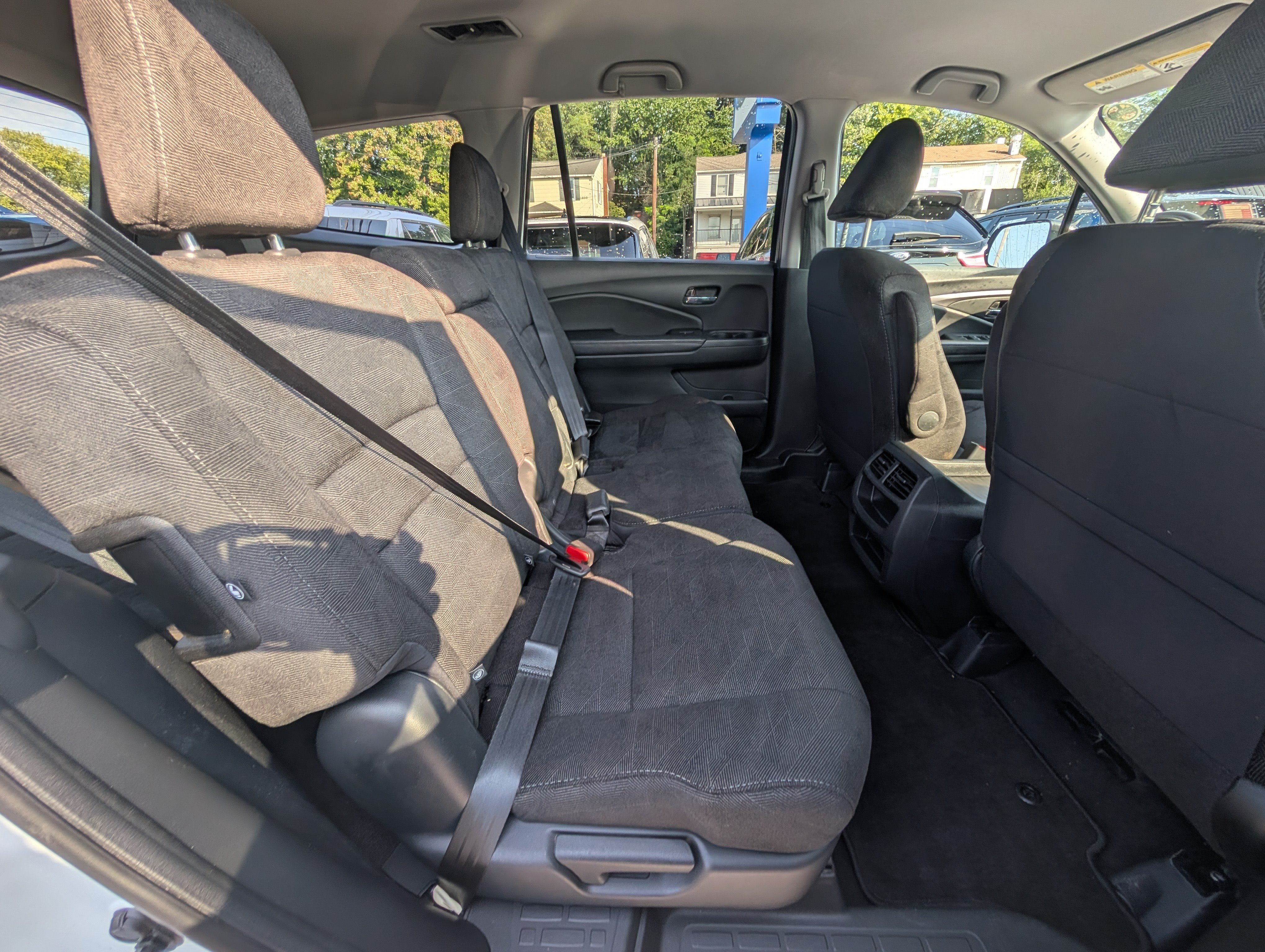 Used 2020 Honda Pilot LX image 13