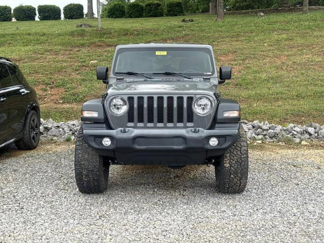Used 2022 Jeep Wrangler Unlimited Sport AWD/4WD image 2