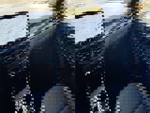 Certified 2025 Ford Escape ST-Line w/ Tech Pack #1 image 14