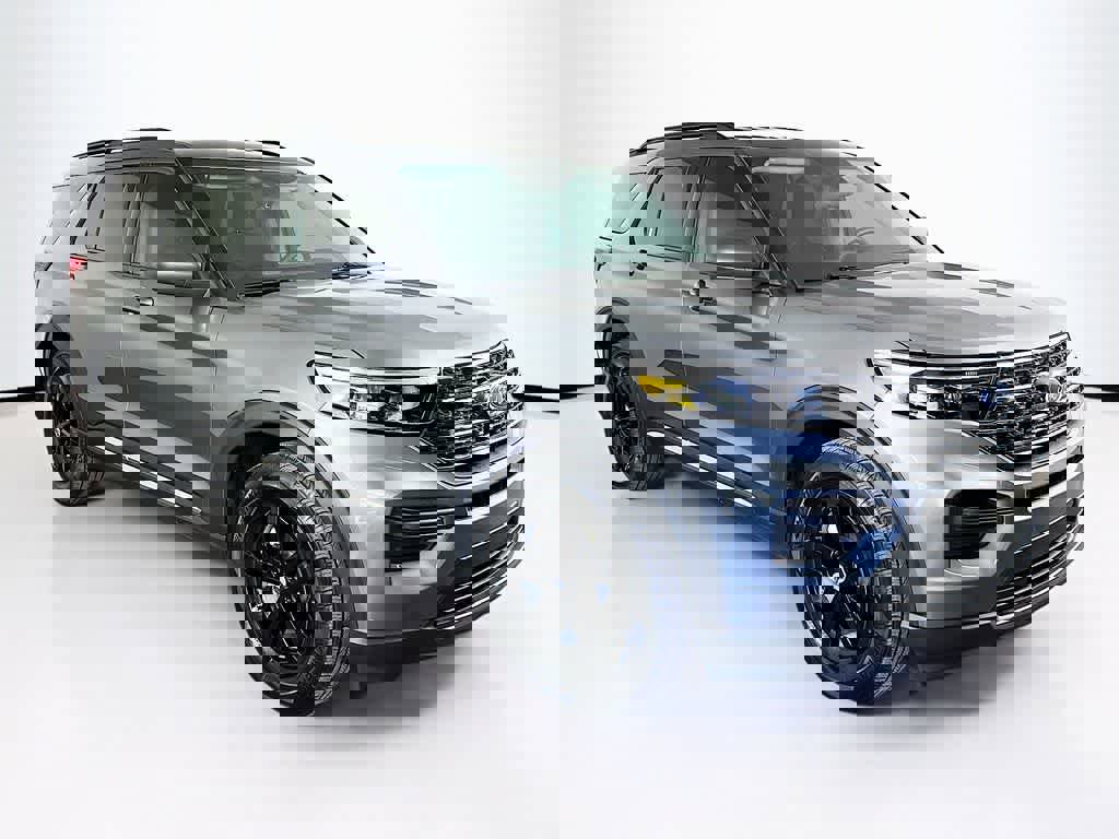 Certified 2024 Ford Explorer XLT image 23