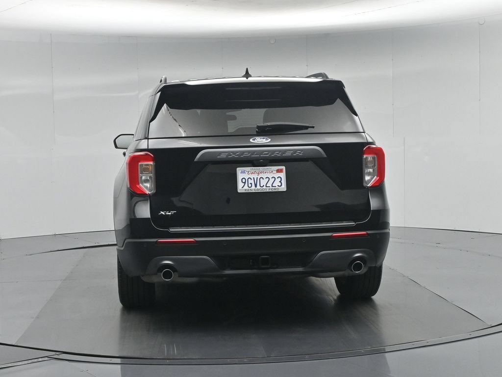Certified 2023 Ford Explorer XLT w/ Equipment Group 202A RWD image 31