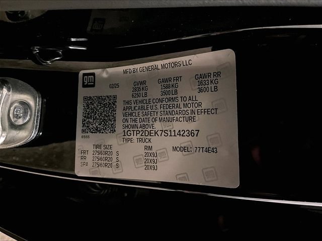 Used 2025 GMC Canyon AT4 w/ Nightfall Edition AWD/4WD image 33