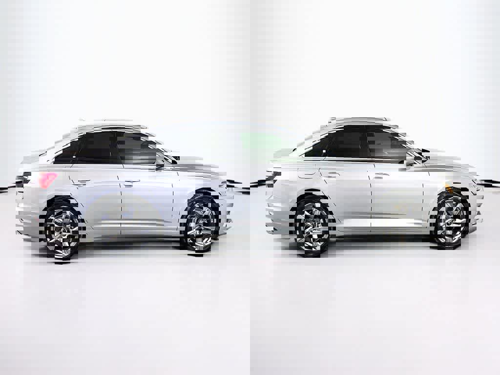 Used 2024 Audi A6 Premium Plus image 6