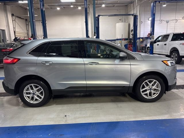 Certified 2022 Ford Edge SEL w/ Convenience Package image 6