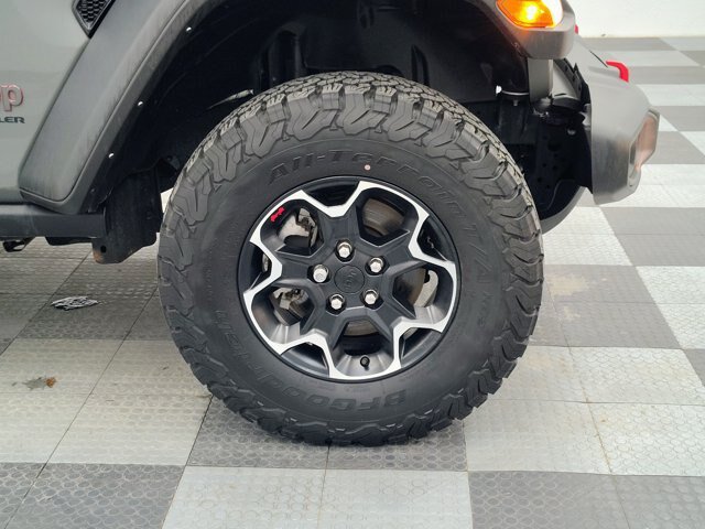 Used 2023 Jeep Wrangler Unlimited Rubicon w/ Cold Weather Group AWD/4WD image 13