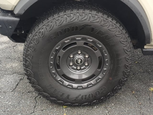Certified 2025 Ford Bronco Badlands AWD/4WD image 11