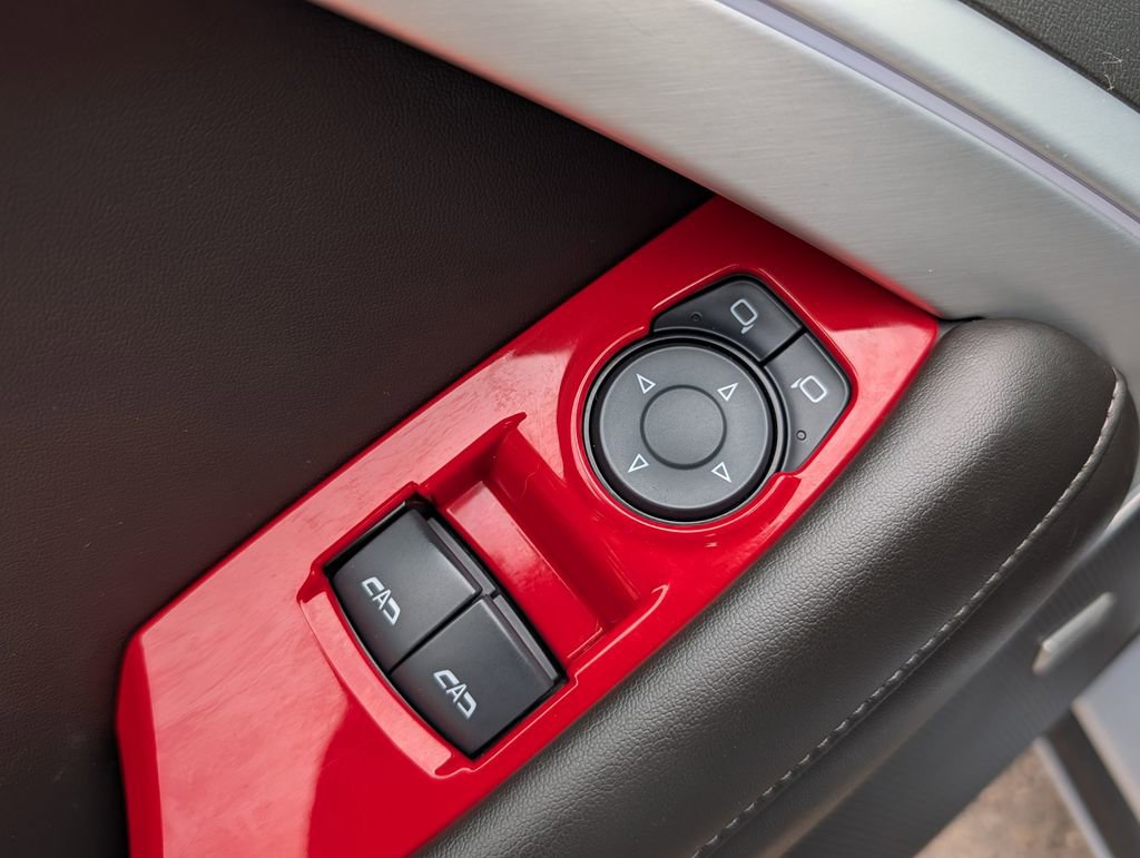 Used 2017 Chevrolet Camaro LT RWD image 14