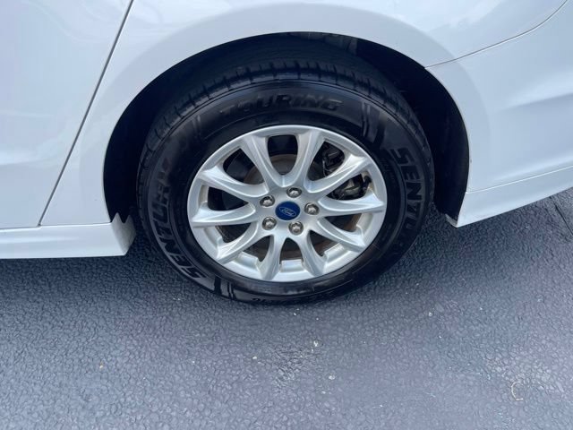 Certified 2018 Ford Fusion S FWD image 4