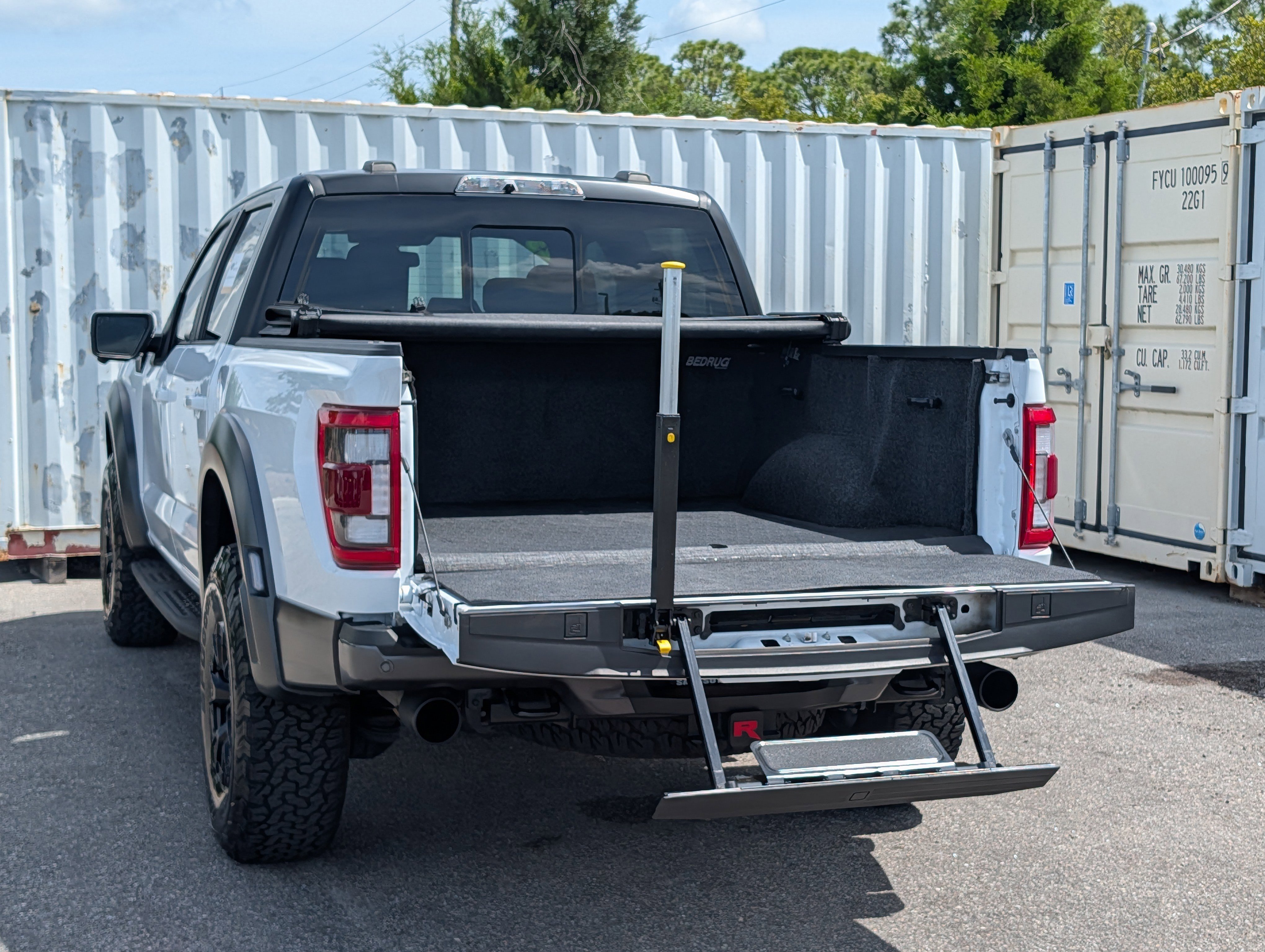 Certified 2023 Ford F150 Raptor w/ Raptor 37 Performance Package AWD/4WD image 16