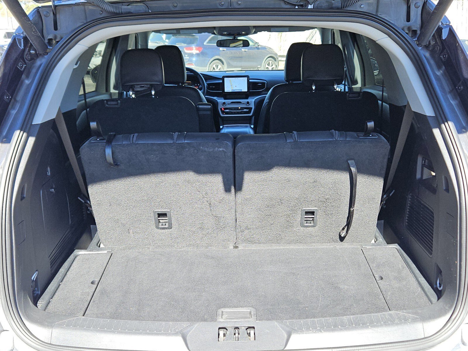 Certified 2023 Ford Explorer XLT w/ Equipment Group 202A image 31