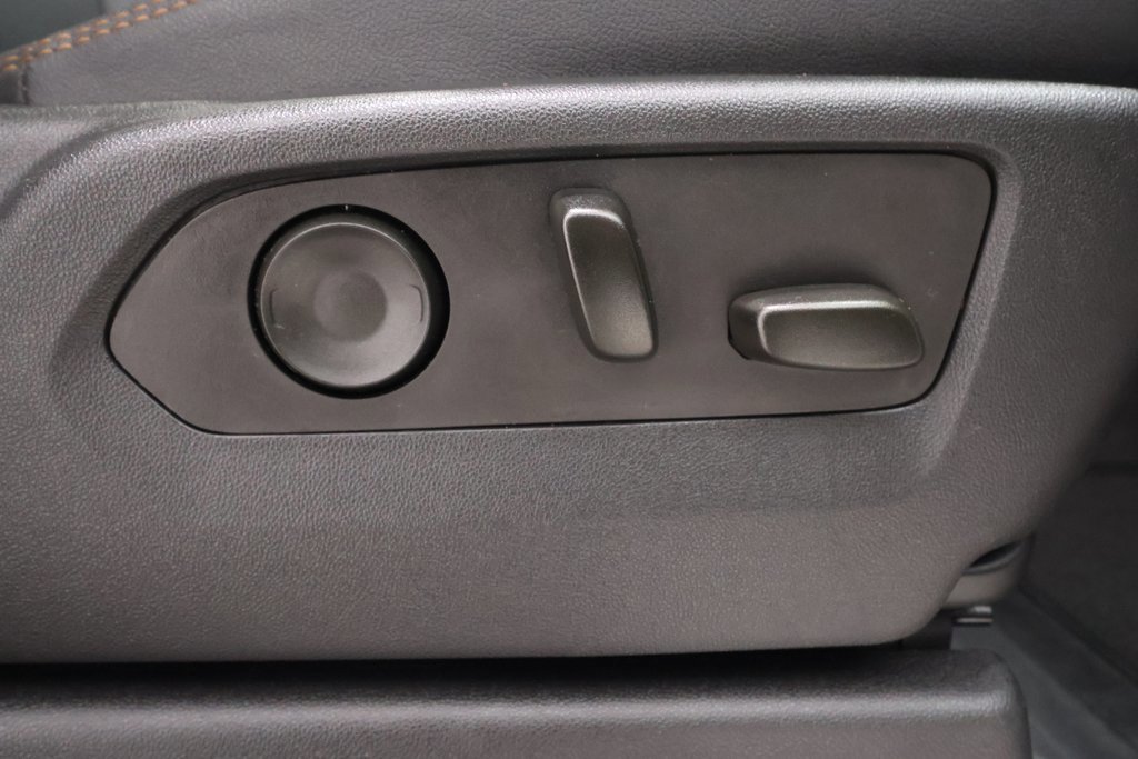 Used 2023 GMC Sierra 1500 AT4 w/ AT4 Preferred Package image 26