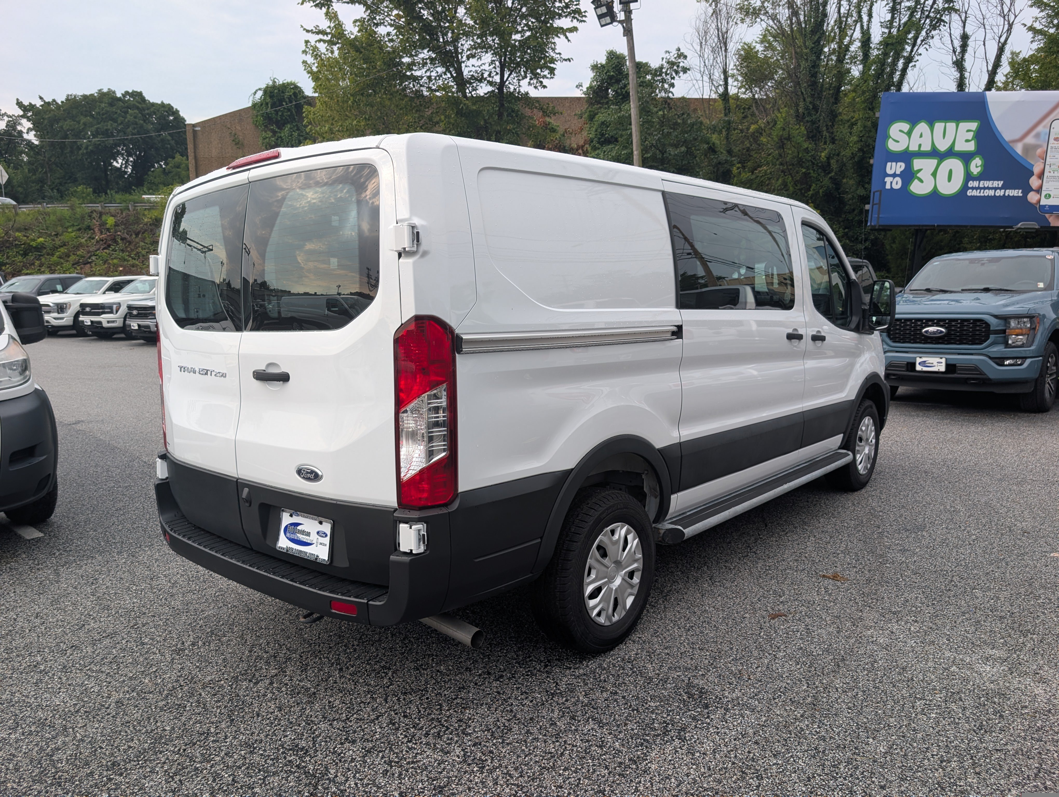 Certified 2025 Ford Transit 250 Low Roof w/ Exterior Upgrade Package RWD image 7