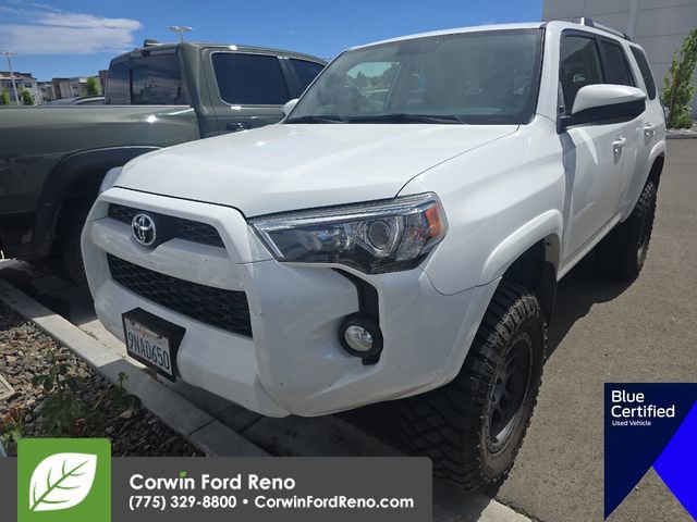Used 2019 Toyota 4Runner SR5 AWD/4WD image 4