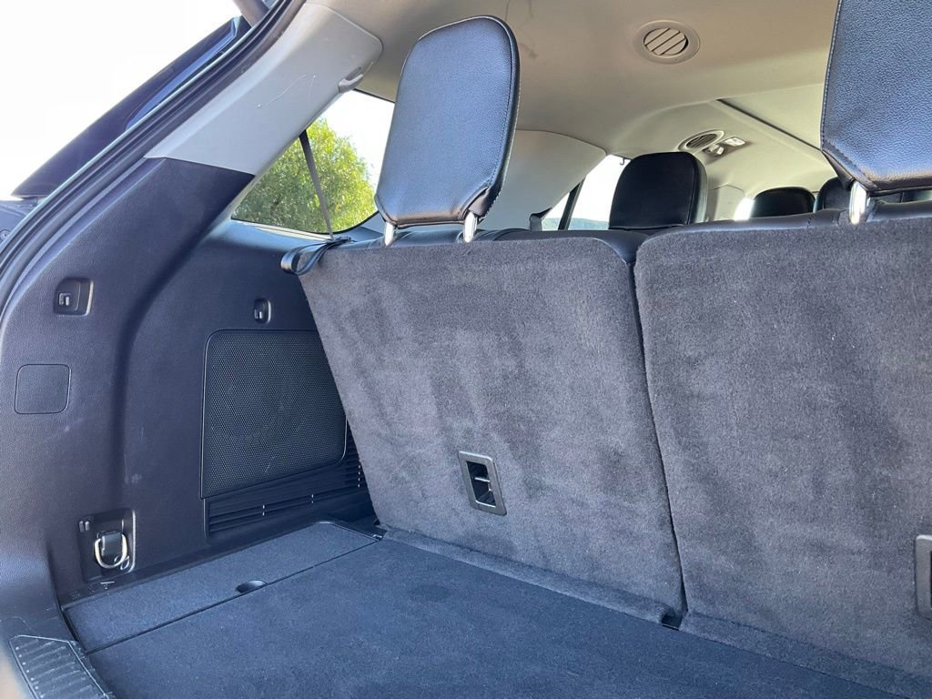 Certified 2021 Ford Explorer Limited w/ Equipment Group 301A image 26