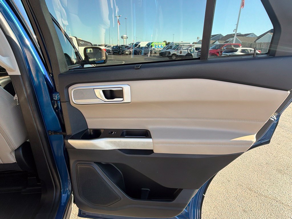 Certified 2022 Ford Explorer Limited AWD/4WD image 53