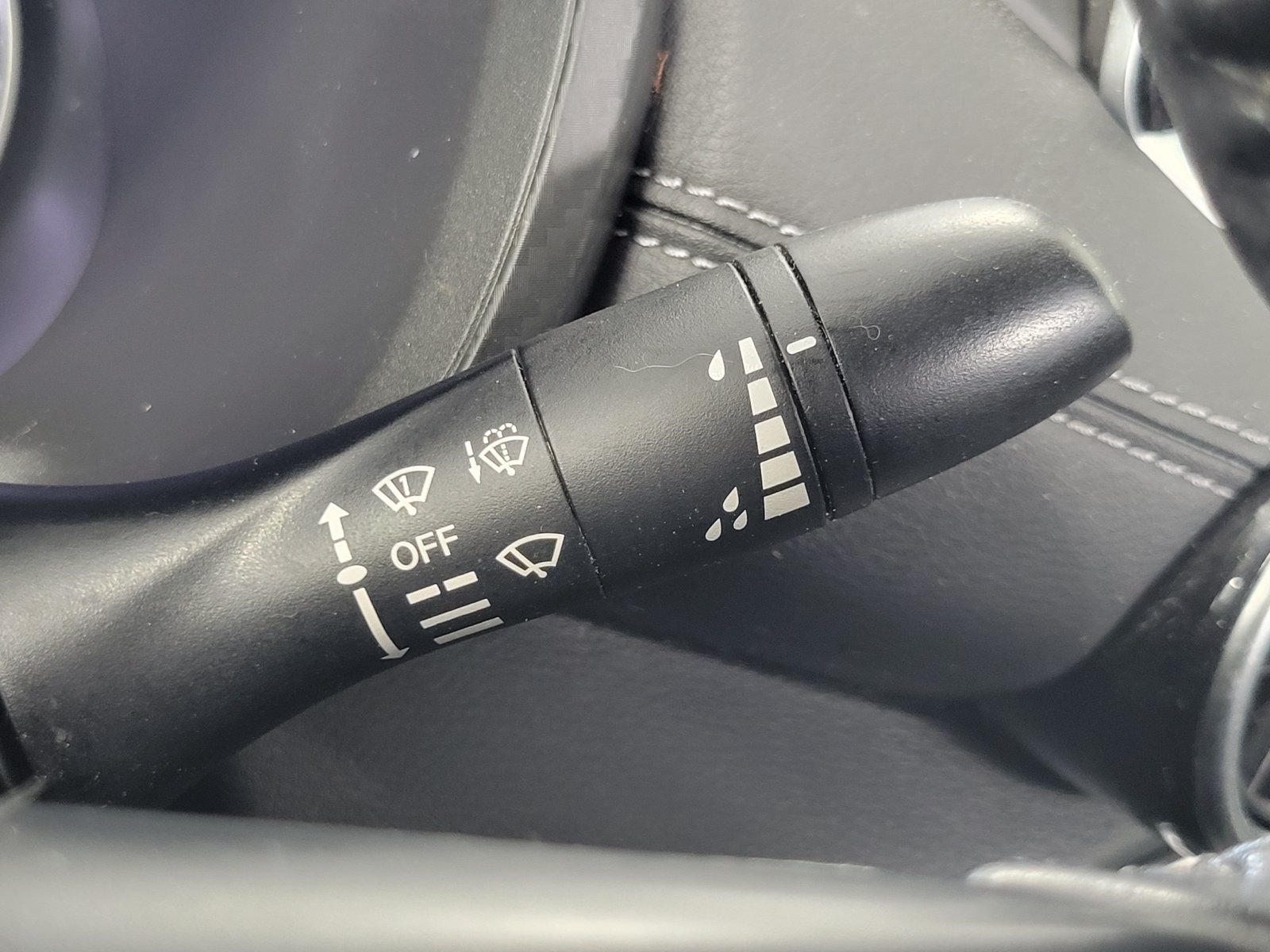 Used 2022 Nissan Sentra SV FWD image 18