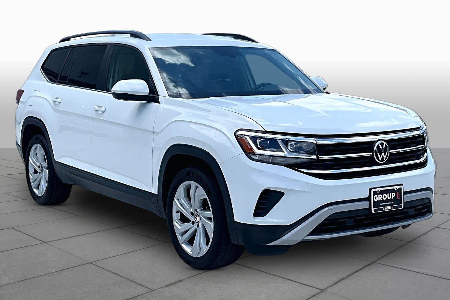 Used 2023 Volkswagen Atlas SE FWD image 3