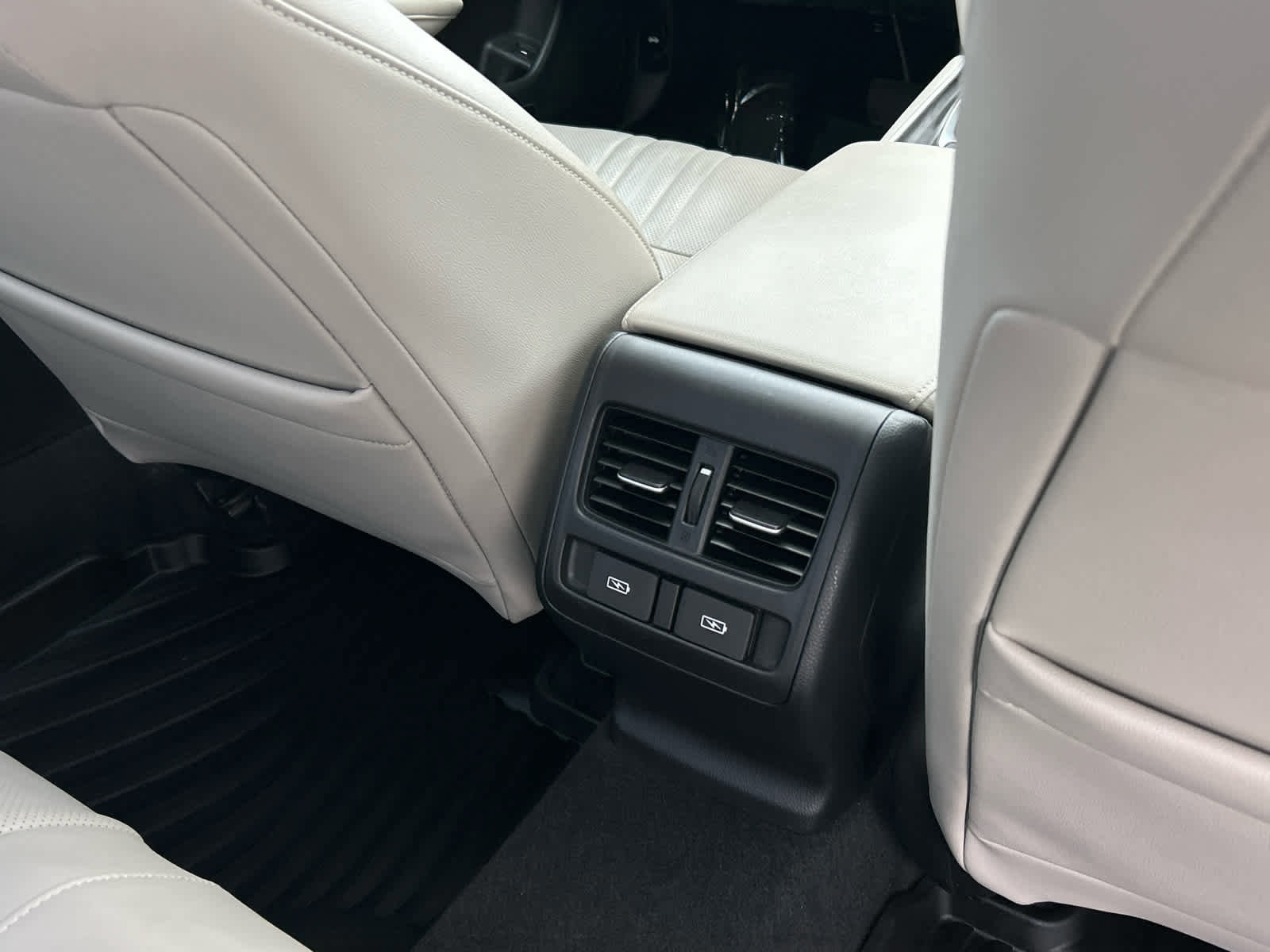 Used 2022 Honda Accord Touring image 25