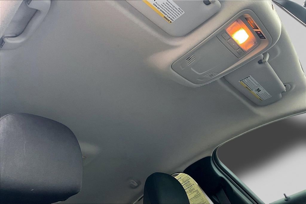 Used 2017 Chevrolet Cruze LT w/ Convenience Package image 22