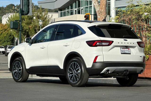 Certified 2024 Ford Escape SE FWD image 6