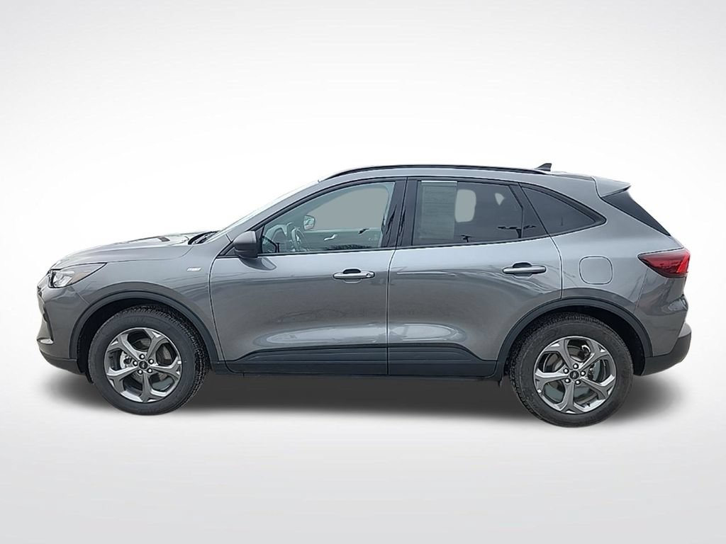 Certified 2025 Ford Escape ST-Line AWD/4WD image 4