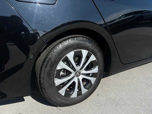 Used 2022 Toyota Prius Prime Limited image 10