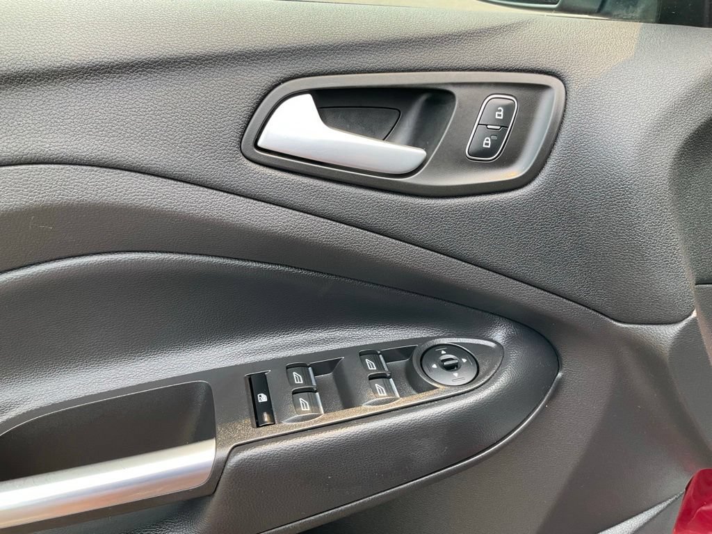 Certified 2019 Ford Escape SE AWD/4WD image 16