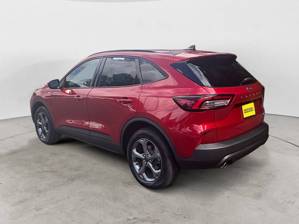 Certified 2025 Ford Escape ST-Line Select AWD/4WD image 7