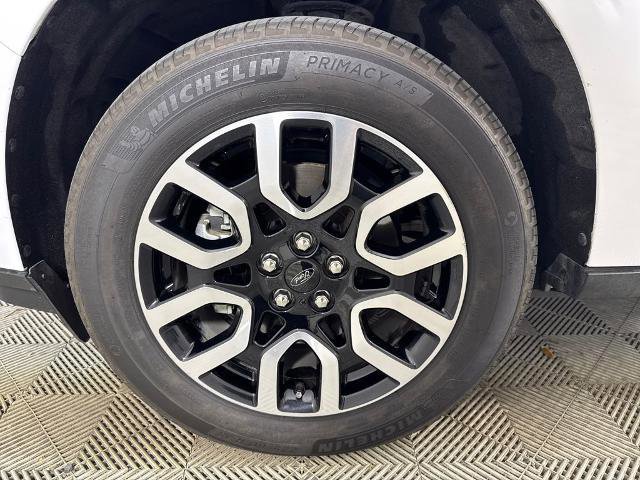 Certified 2022 Ford Maverick Lariat w/ Lariat Luxury Package image 14