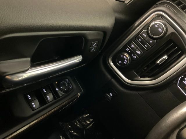 Used 2020 Chevrolet Silverado 1500 RST image 19