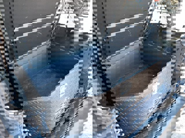 Used 2017 Jeep Wrangler Unlimited Rubicon w/ Connectivity Group image 17