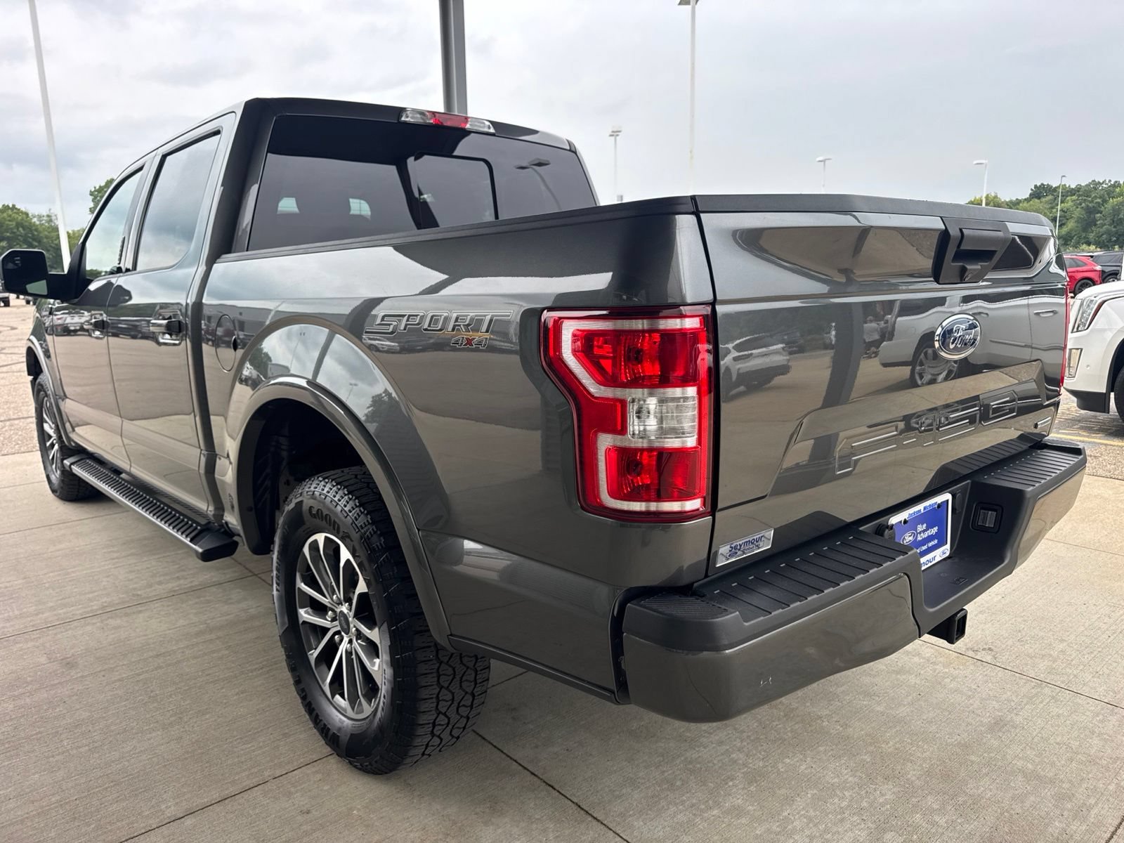 Certified 2019 Ford F150 XLT w/ Equipment Group 302A Luxury AWD/4WD image 5