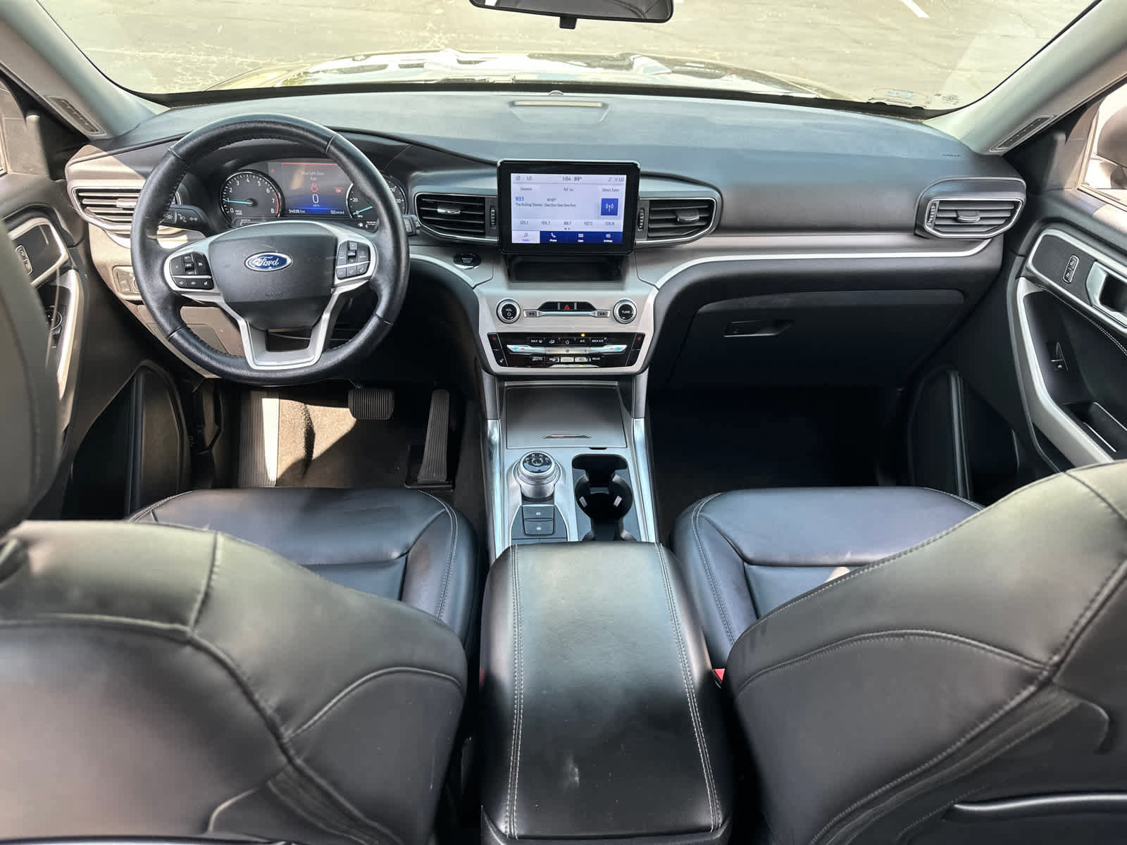 Certified 2022 Ford Explorer XLT w/ Equipment Group 202A image 15