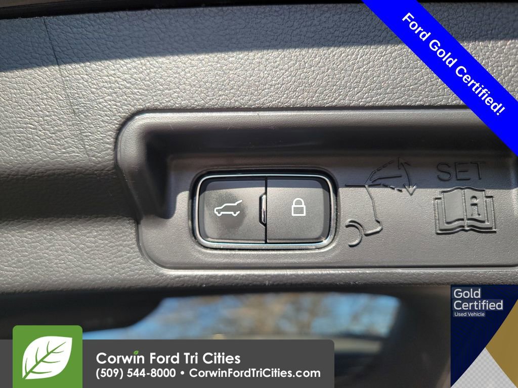 Certified 2025 Ford Explorer ST-Line AWD/4WD image 21