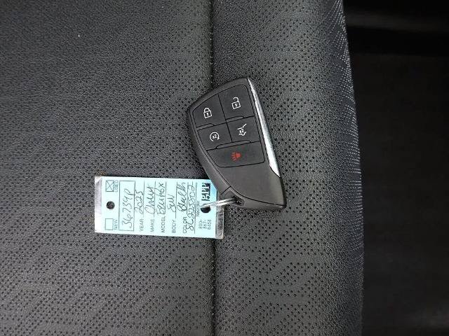 Used 2025 Chevrolet Equinox LT w/ Convenience Package II AWD/4WD image 17