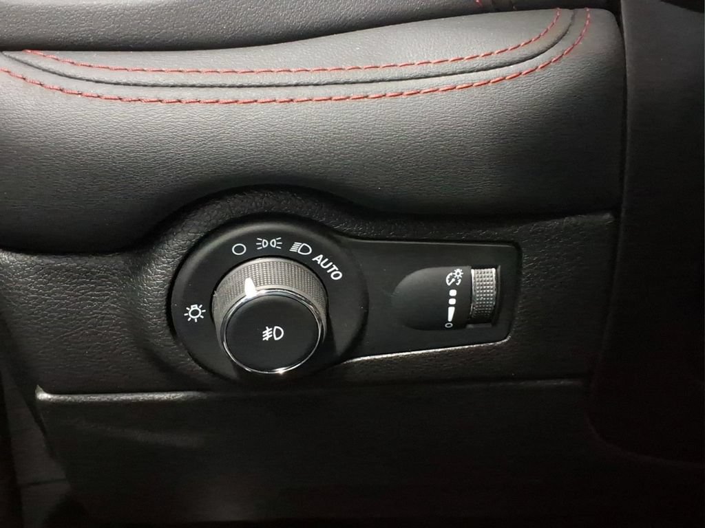 Used 2023 Dodge Durango GT AWD/4WD image 15