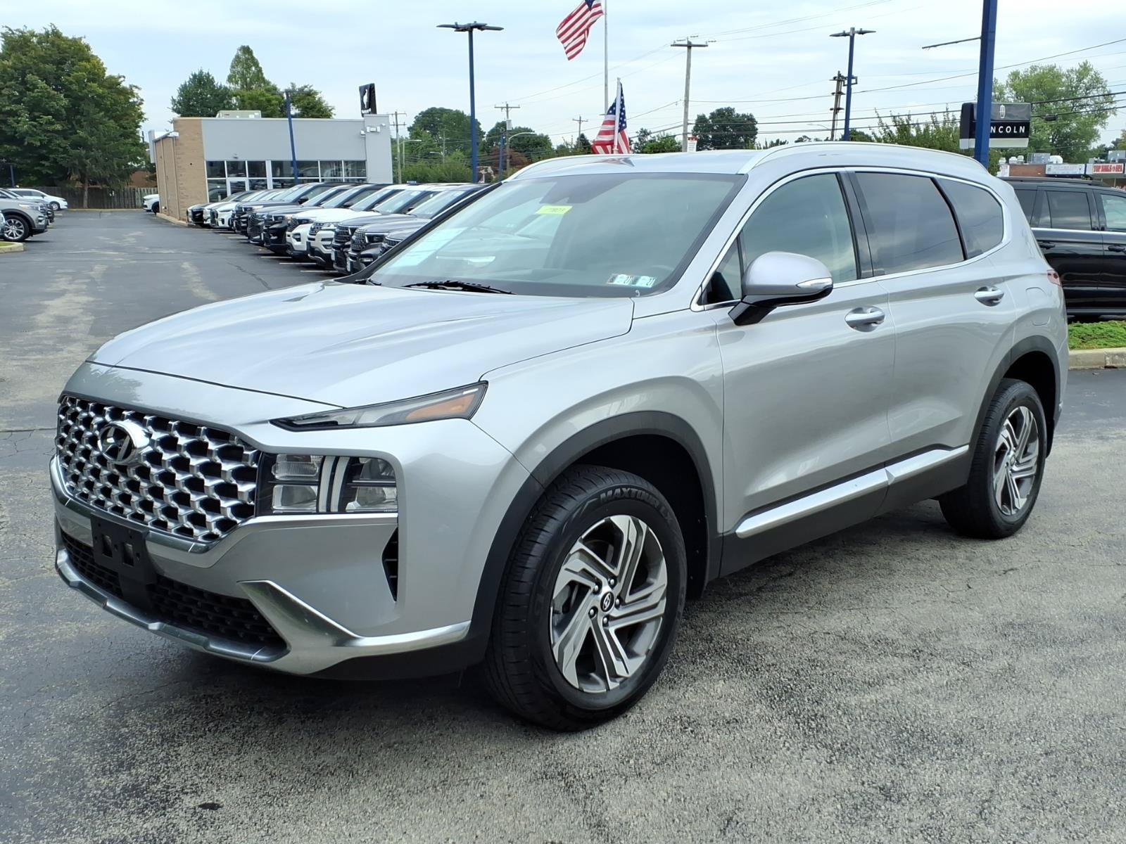 Used 2022 Hyundai Santa Fe SEL w/ Convenience Package AWD/4WD image 7