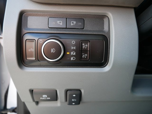 Certified 2023 Ford F350 XLT w/ 360-Degree Camera Package AWD/4WD image 11