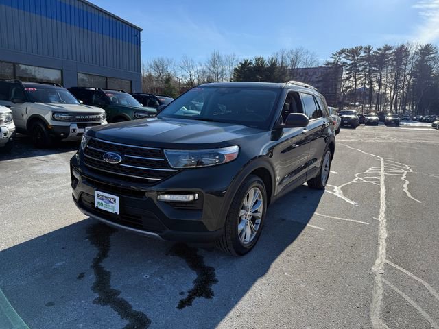 Certified 2022 Ford Explorer XLT w/ Equipment Group 202A image 14