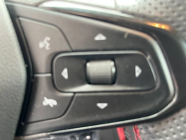 Used 2023 Chevrolet TrailBlazer RS AWD/4WD image 29