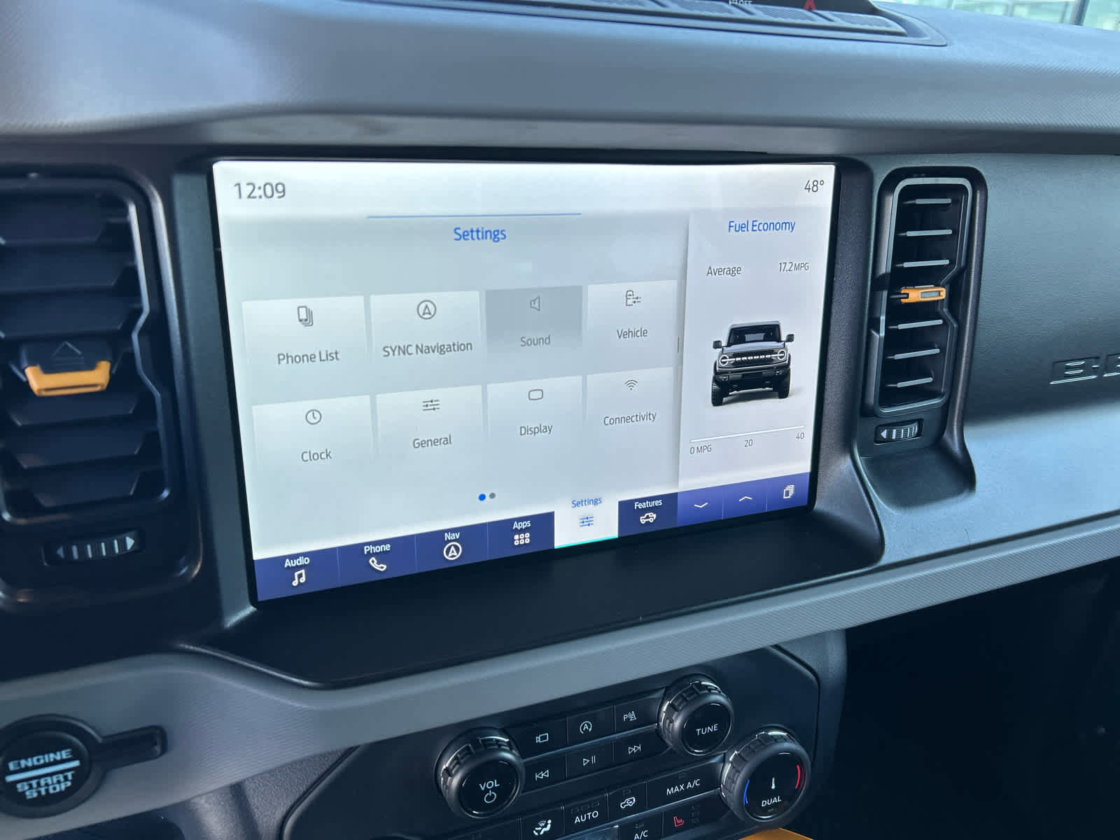 Certified 2022 Ford Bronco Badlands w/ Sasquatch Package image 27