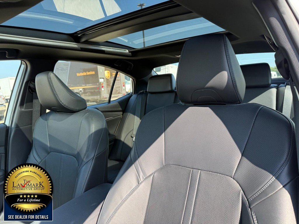 Used 2025 Toyota Camry XSE w/ Premium Plus Package FWD image 9