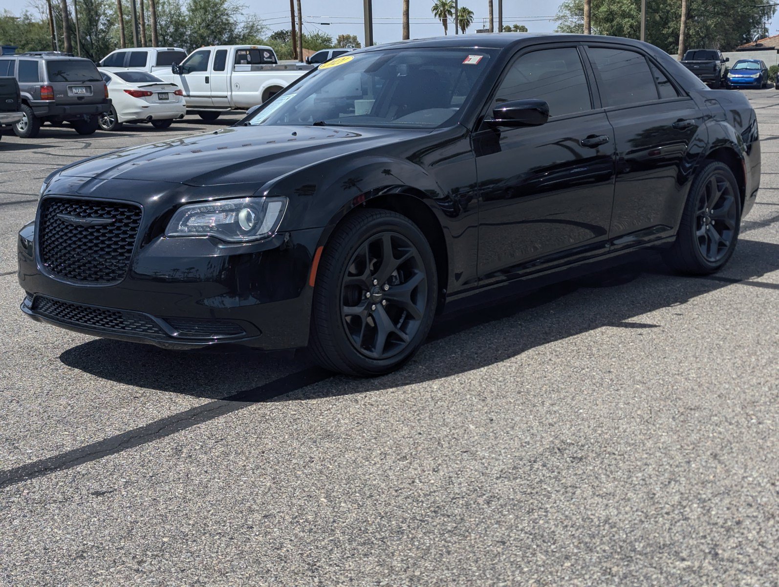Used 2021 Chrysler 300 Touring w/ Sport Appearance Package RWD image 5