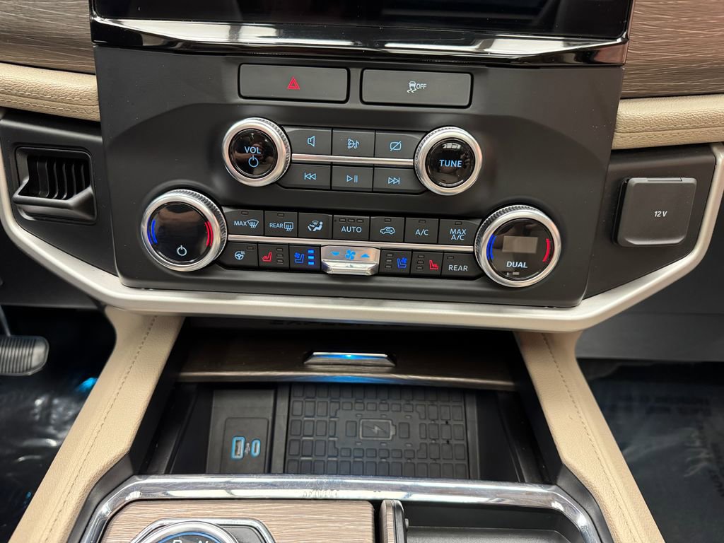 Certified 2023 Ford Expedition Limited AWD/4WD image 21