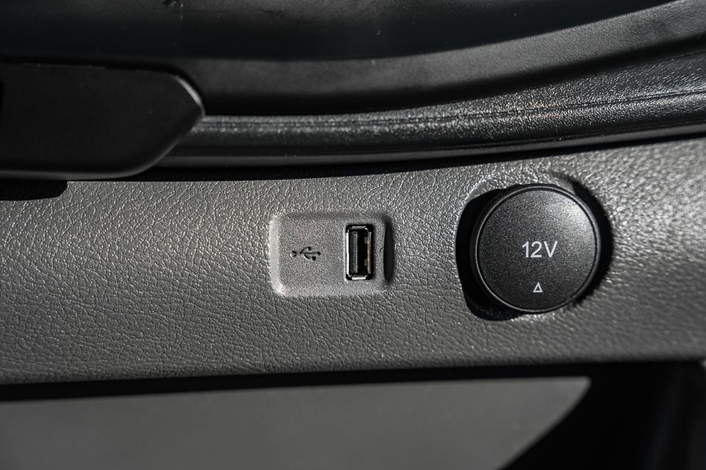 Certified 2024 Ford Transit 250 Low Roof w/ Exterior Upgrade Package image 30