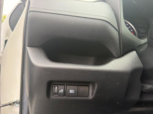 Used 2020 Toyota RAV4 LE w/ All Weather Liner Package AWD/4WD image 21