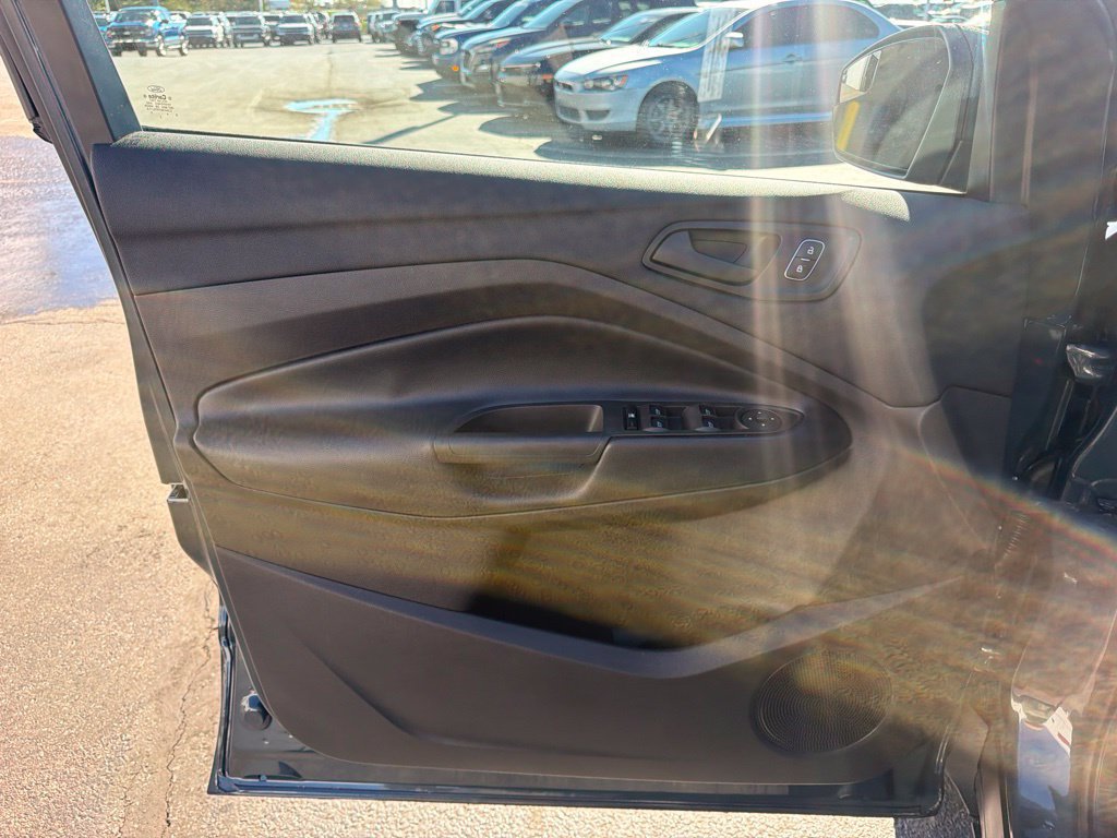 Certified 2019 Ford Escape S FWD image 27