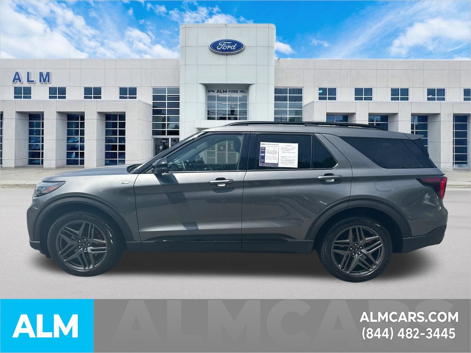 Certified 2025 Ford Explorer ST-Line w/ ST-Line Street Pack AWD/4WD image 9