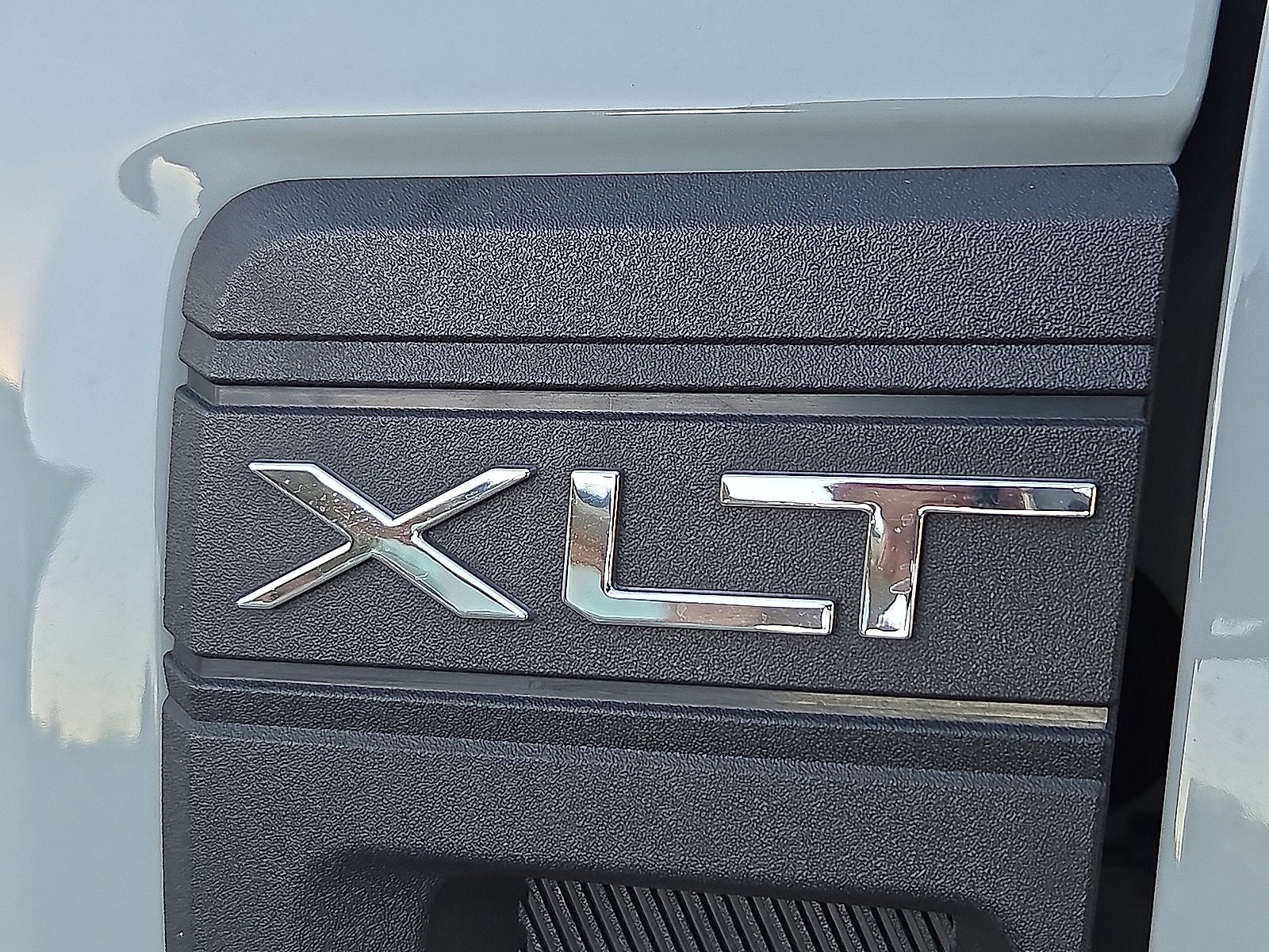 Certified 2022 Ford Maverick XLT image 9